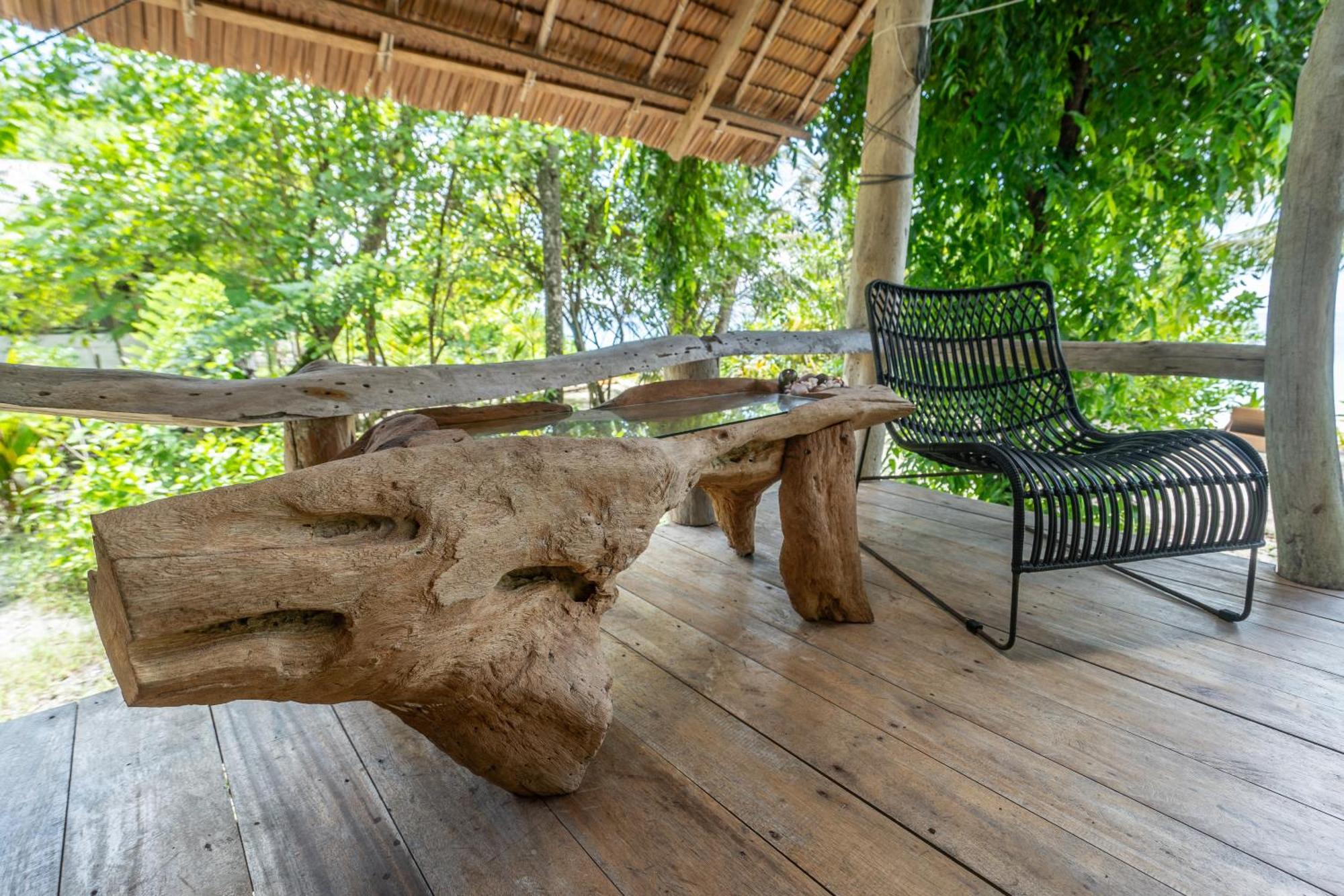 Pinang Island - Private Island Sea View Bungalows Singkil  Camera foto